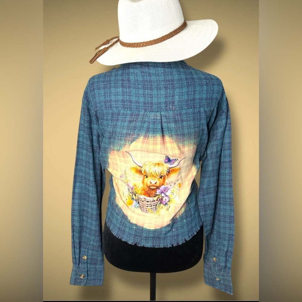 Highland Cow Cropped Distressed Long Sleeve Flannel